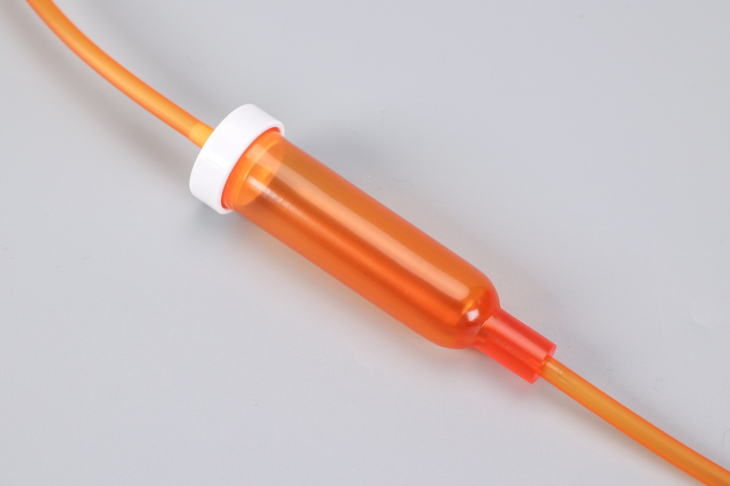 Disposable precision infusion set for light-resistant