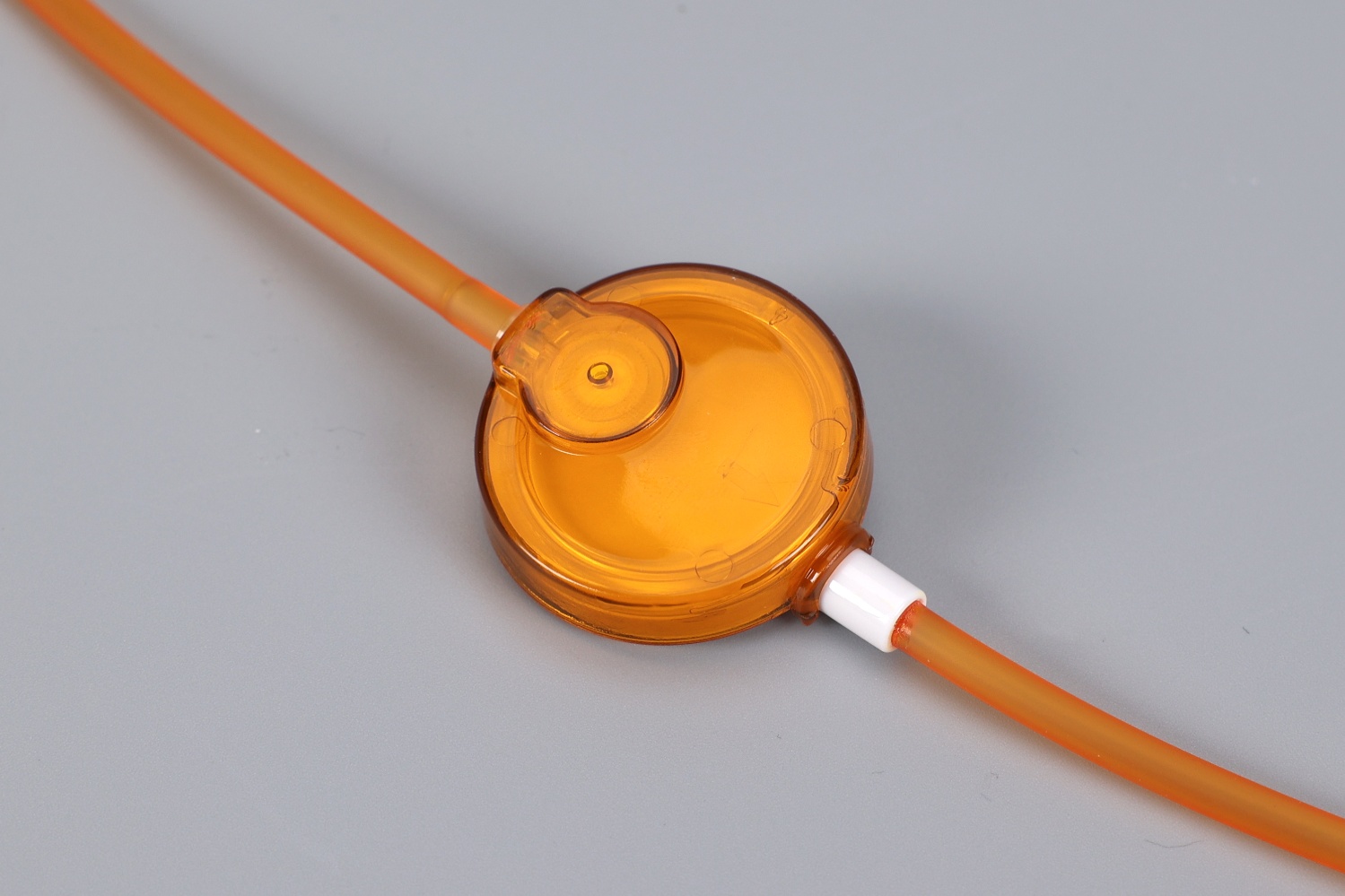 Disposable precision infusion set for light-resistant